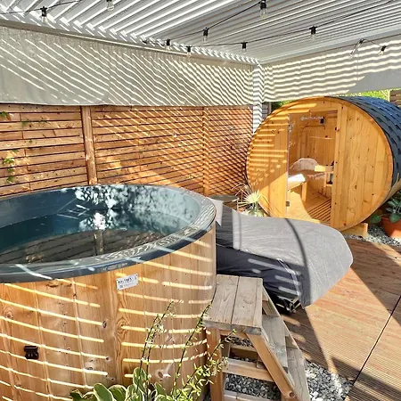 Tiny House Gaensebluemchen Chalet