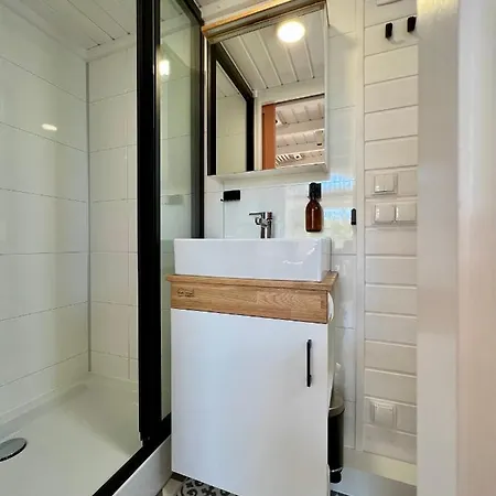 Tiny House Gaensebluemchen * Kirchanschoring